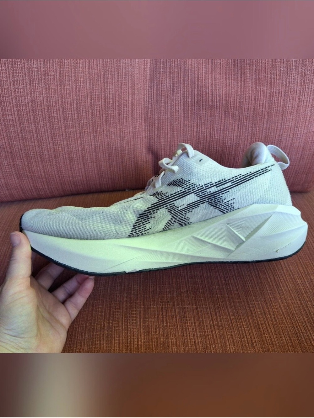 ASICS Novablast 5 - Picture 4 of 7